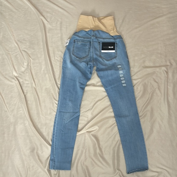 3/$20 Bundle & Save! Indigo blue stretch maternity jeans size medium - Picture 4 of 6
